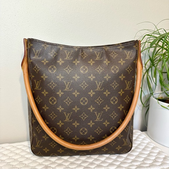 Louis Vuitton Handbags - LOUIS VUITTON Looping GM Shoulder Tote Bag Monogram Canvas
